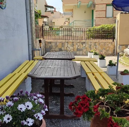 Hotel apartamentowy Christina Sea Side 3*