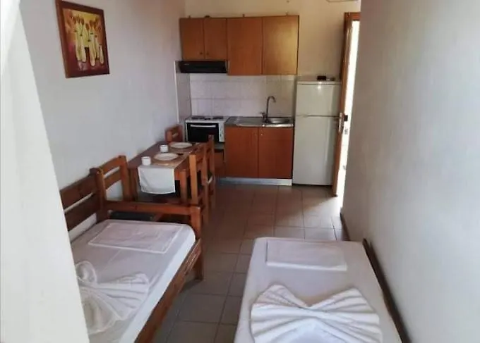 Hotel apartamentowy Christina Sea Side Hanioti