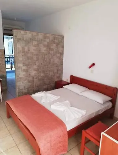 Hotel apartamentowy Christina Sea Side 3*