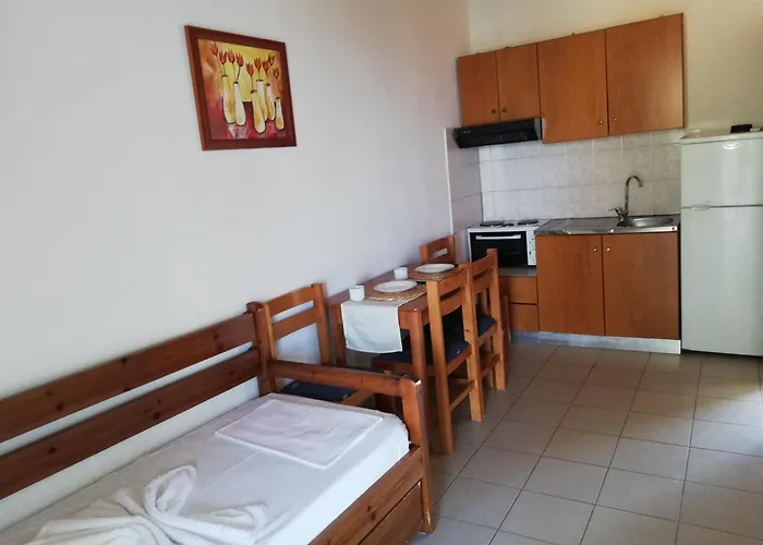 Christina Sea Side Hotel apartamentowy 3*