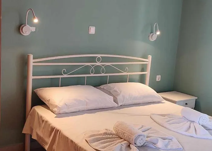 Christina Sea Side Hotel apartamentowy 3*