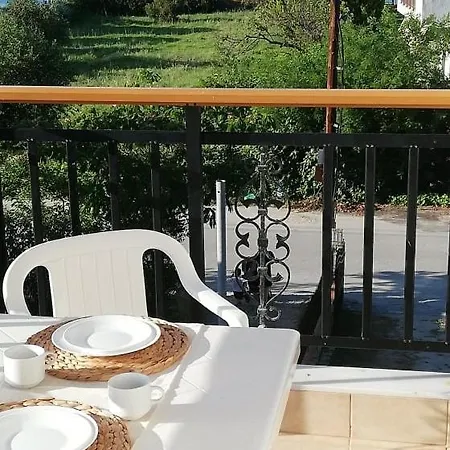 Aparthotel Christina Sea Side A